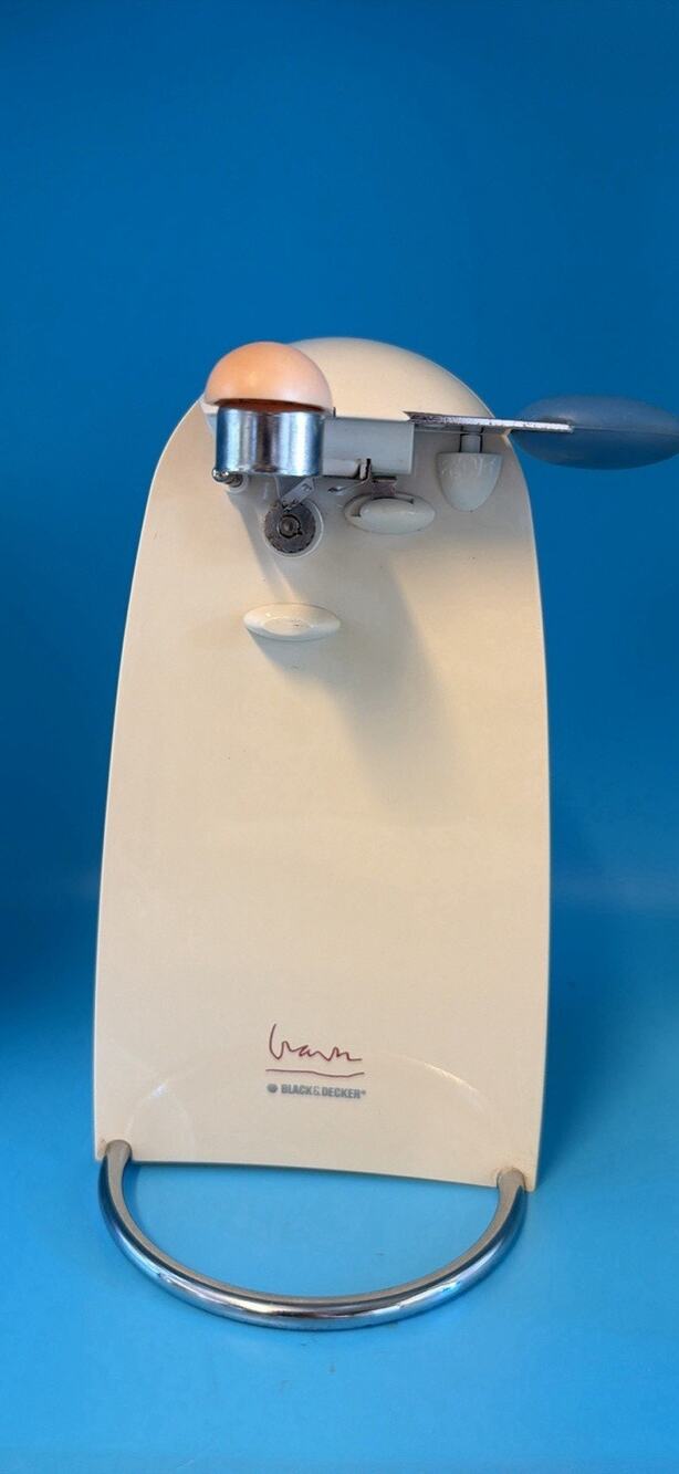 Vintage BLACK+DECKER MGD150 Electric Can Opener, White Plastic, 120V